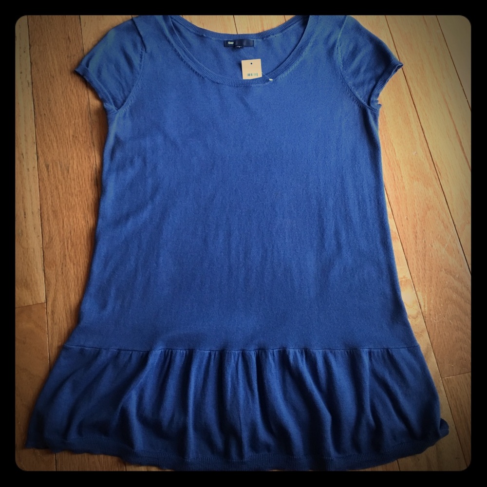 NWT gap peplum bottom sweater